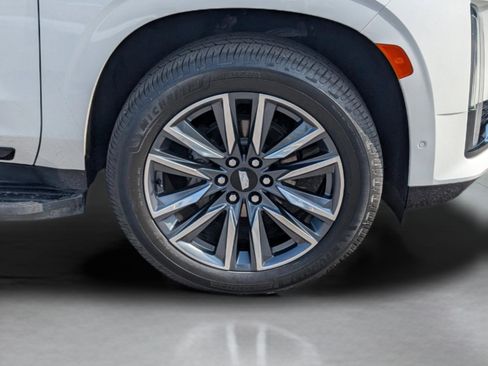 Used 2022 Cadillac Escalade ESV Sport image 9