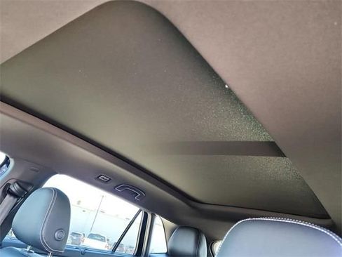 New 2026 Volkswagen Atlas Cross Sport SE image 27