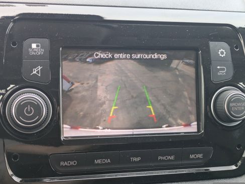 Used 2021 RAM ProMaster 2500 image 23