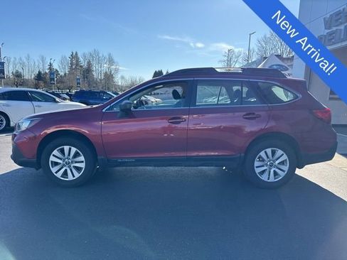 Used 2019 Subaru Outback 2.5i image 4