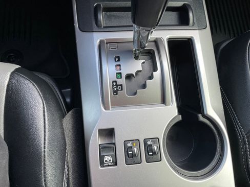 Certified 2022 Toyota 4Runner SR5 Premium image 23