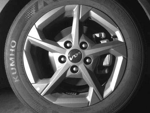 Used 2025 Kia K4 FWD image 12