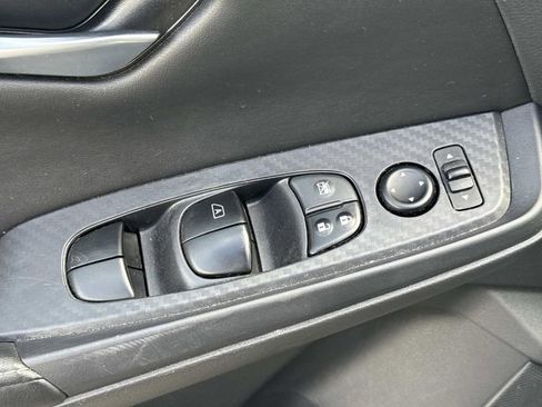 Certified 2024 Nissan Sentra SV image 18