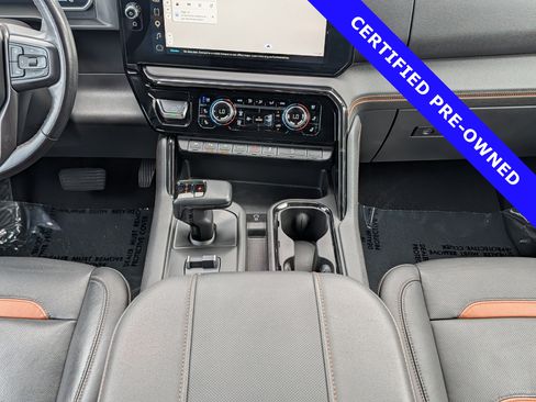 Used 2023 GMC Sierra 1500 AT4 w/ Technology Package AWD/4WD image 28