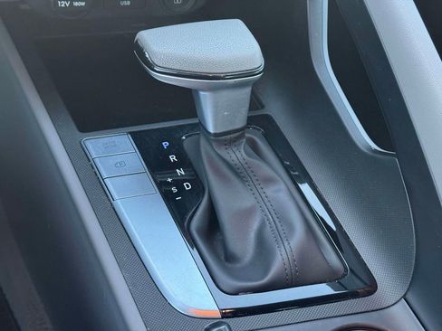 Used 2023 Hyundai Elantra SEL image 28