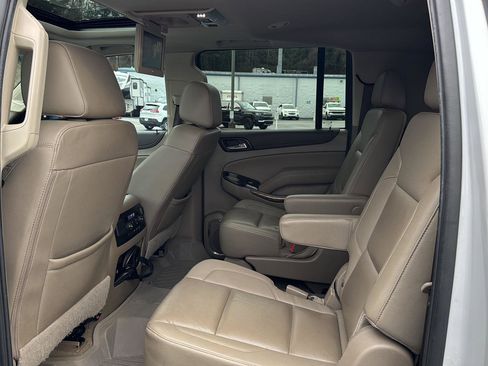 Used 2020 GMC Yukon XL SLT w/ Open Road Package image 9