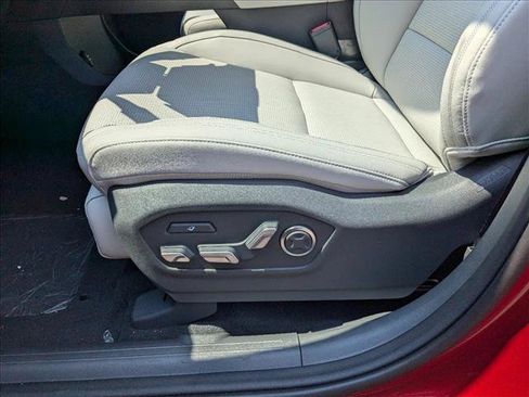 Used 2024 Hyundai Santa Fe Calligraphy FWD image 4