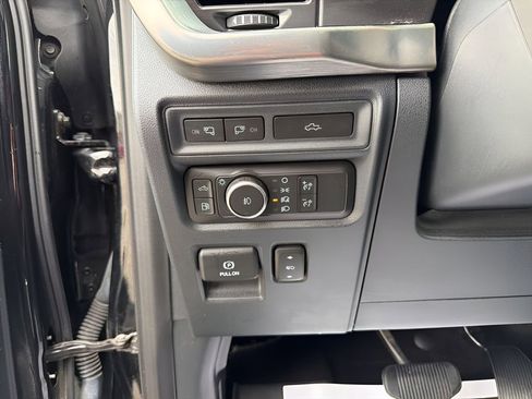 Used 2021 Ford F150 Lariat w/ Equipment Group 502A High image 25