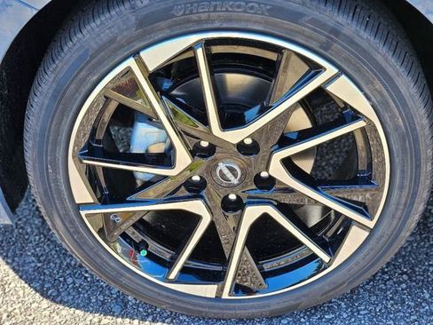 New 2025 Nissan Sentra SR image 8