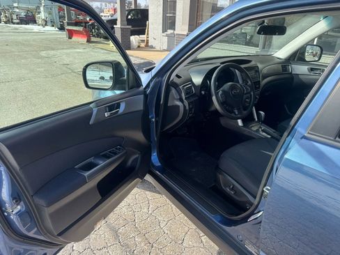 Used 2012 Subaru Forester 2.5X Premium w/ All-Weather Pkg image 9