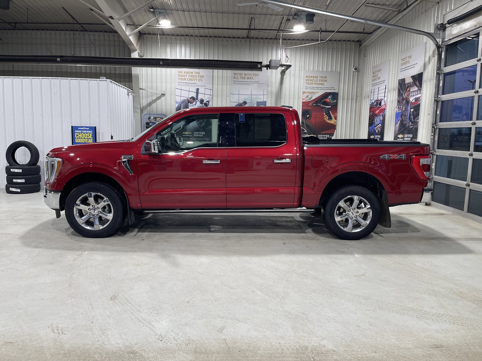 Used 2022 Ford F150 Lariat w/ Equipment Group 502A High AWD/4WD image 5