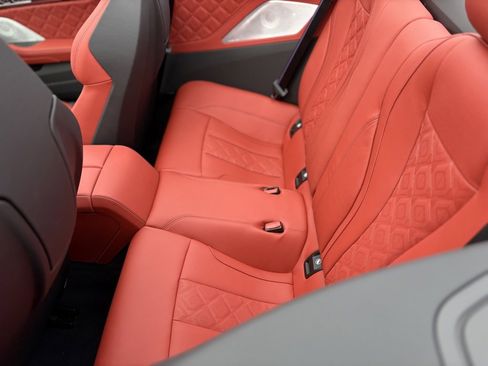 Used 2025 BMW M8 Competition image 18