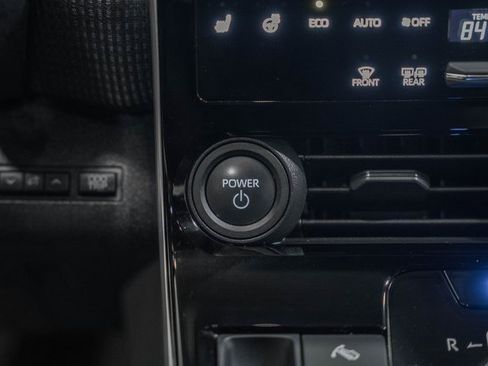 Used 2024 Toyota bZ4X XLE image 22