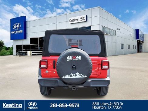 Used 2024 Jeep Wrangler Unlimited Sport AWD/4WD image 6