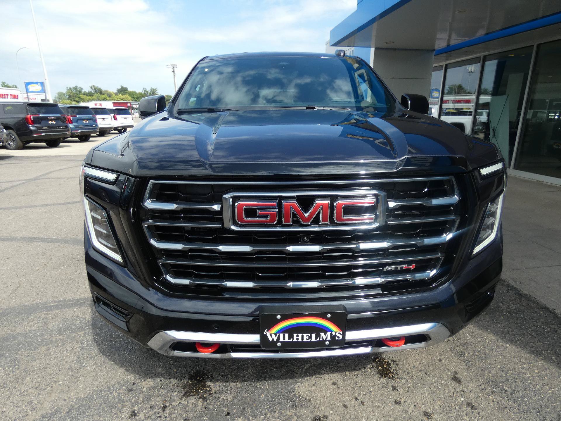 New 2026 GMC Yukon AT4 w/ AT4 Premium Package AWD/4WD image 5