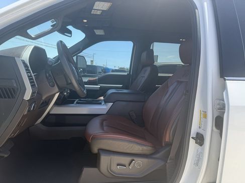 Used 2020 Ford F250 King Ranch w/ King Ranch Ultimate Package AWD/4WD image 7