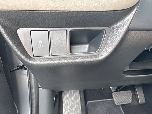 Certified 2026 Honda HR-V EX-L image 20