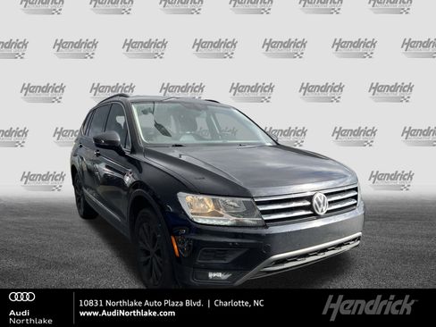 Used 2018 Volkswagen Tiguan SE image 1