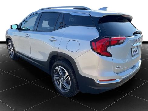 Used 2018 GMC Terrain SLT w/ Preferred Package image 3