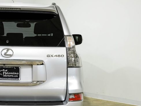 Used 2017 Lexus GX 460 image 43