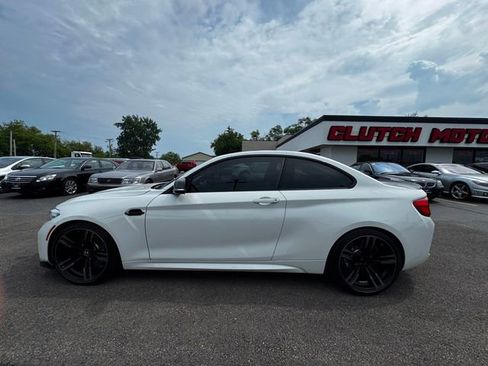 Used 2018 BMW M2 RWD image 11