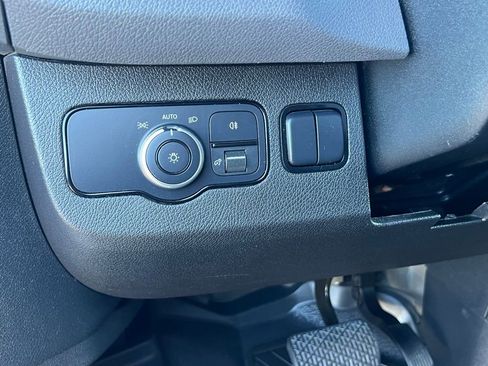 Used 2021 Mercedes-Benz Sprinter 144 Cargo image 22