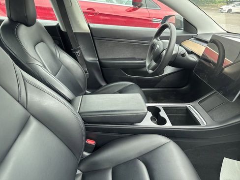 Used 2021 Tesla Model 3 Standard Range Plus RWD image 11