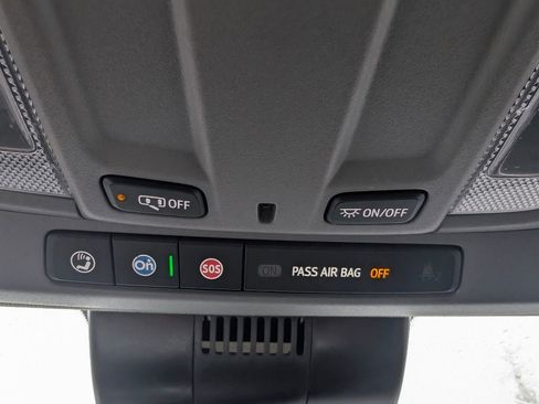 Used 2024 Chevrolet Silverado 2500 LT image 19