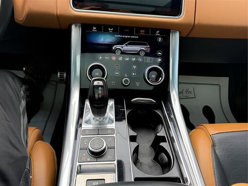 Used 2020 Land Rover Range Rover Sport Autobiography image 23