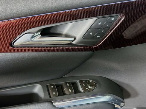 New 2026 Chevrolet Traverse RS w/ LPO, Floor Liner Package AWD/4WD image 16