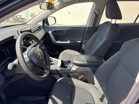 Used 2025 Toyota RAV4 LE image 19