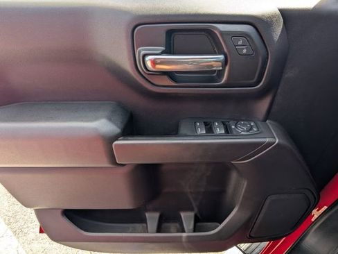 Used 2020 Chevrolet Silverado 1500 Custom w/ Custom Value Package image 34