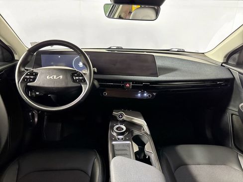 Used 2024 Kia EV6 Light AWD/4WD image 12