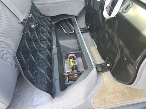 Used 2011 Toyota Tacoma PreRunner image 16