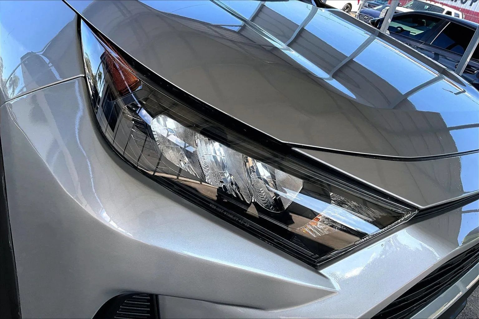 Used 2019 Toyota RAV4 LE FWD image 28