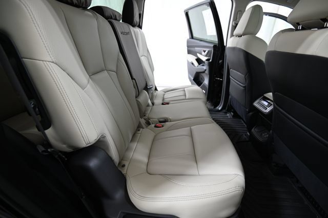 Used 2025 Subaru Ascent Limited AWD/4WD image 29