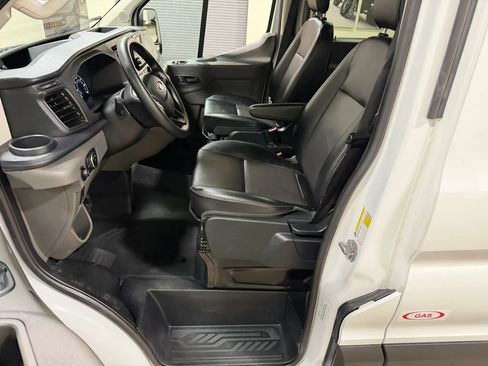 Used 2023 Ford Transit 350 XL RWD image 36