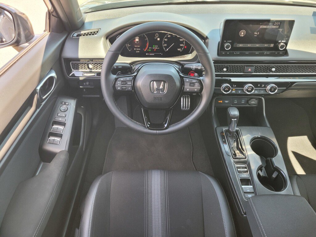 Certified 2025 Honda Civic Sport image 10