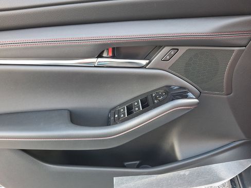 New 2026 MAZDA MAZDA3 Carbon image 9