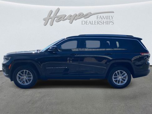 Used 2023 Jeep Grand Cherokee L Laredo image 8