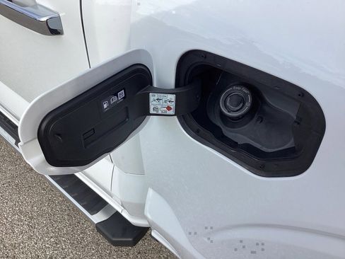 New 2025 Ford F150 XLT w/ Equipment Group 302A MID image 15