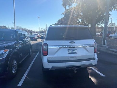 Used 2018 Ford Expedition Limited w/ Equipment Group 301A image 8