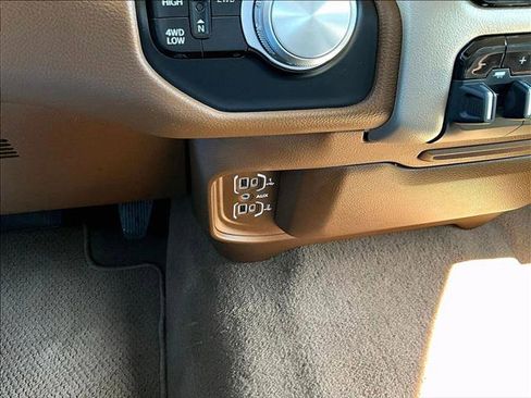 Used 2022 RAM 3500 Laramie AWD/4WD image 23