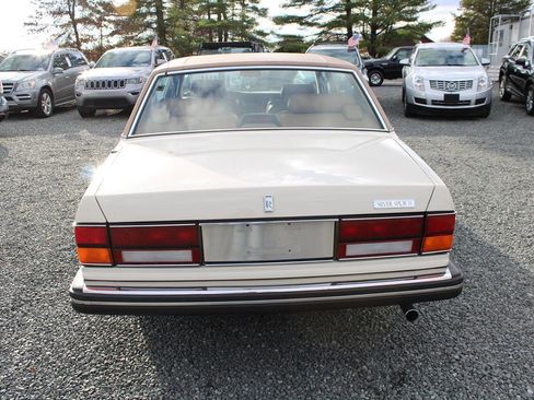 Used 1991 Rolls-Royce Silver Spur II image 15