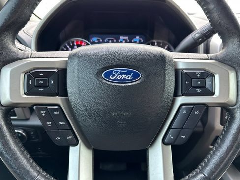 Used 2020 Ford F350 Lariat w/ Lariat Ultimate Package AWD/4WD image 24