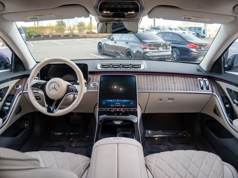 Used 2022 Mercedes-Benz S 580 4MATIC Sedan image 8