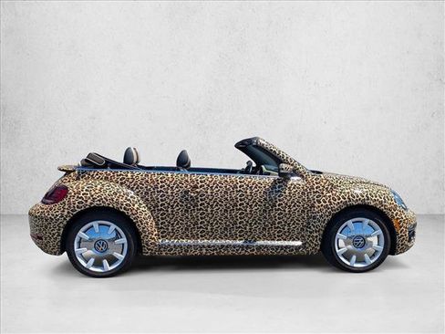 Used 2019 Volkswagen Beetle 2.0T FWD image 4