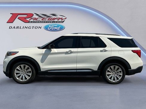 Used 2022 Ford Explorer Limited w/ Equipment Group 301A image 2