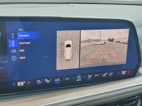 New 2026 Chevrolet Tahoe High Country AWD/4WD image 19