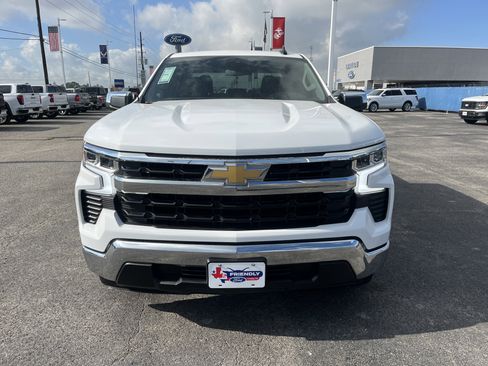 Used 2025 Chevrolet Silverado 1500 LT image 7